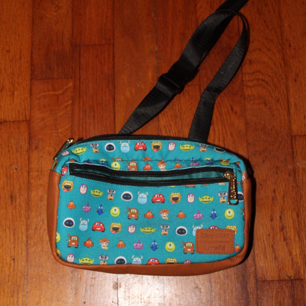 Disney loungefly crossbody